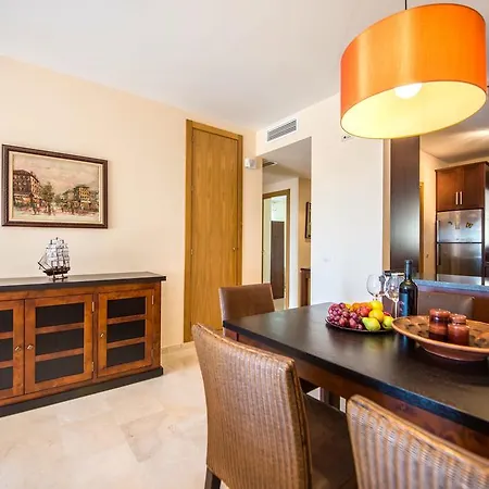 Malibu Mansions 1 By Rafleys Apartment El Faro